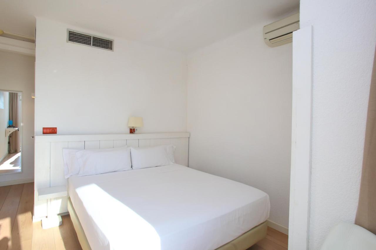 Solvi Hotel - Adults Only Vilanova i la Geltru Exterior photo