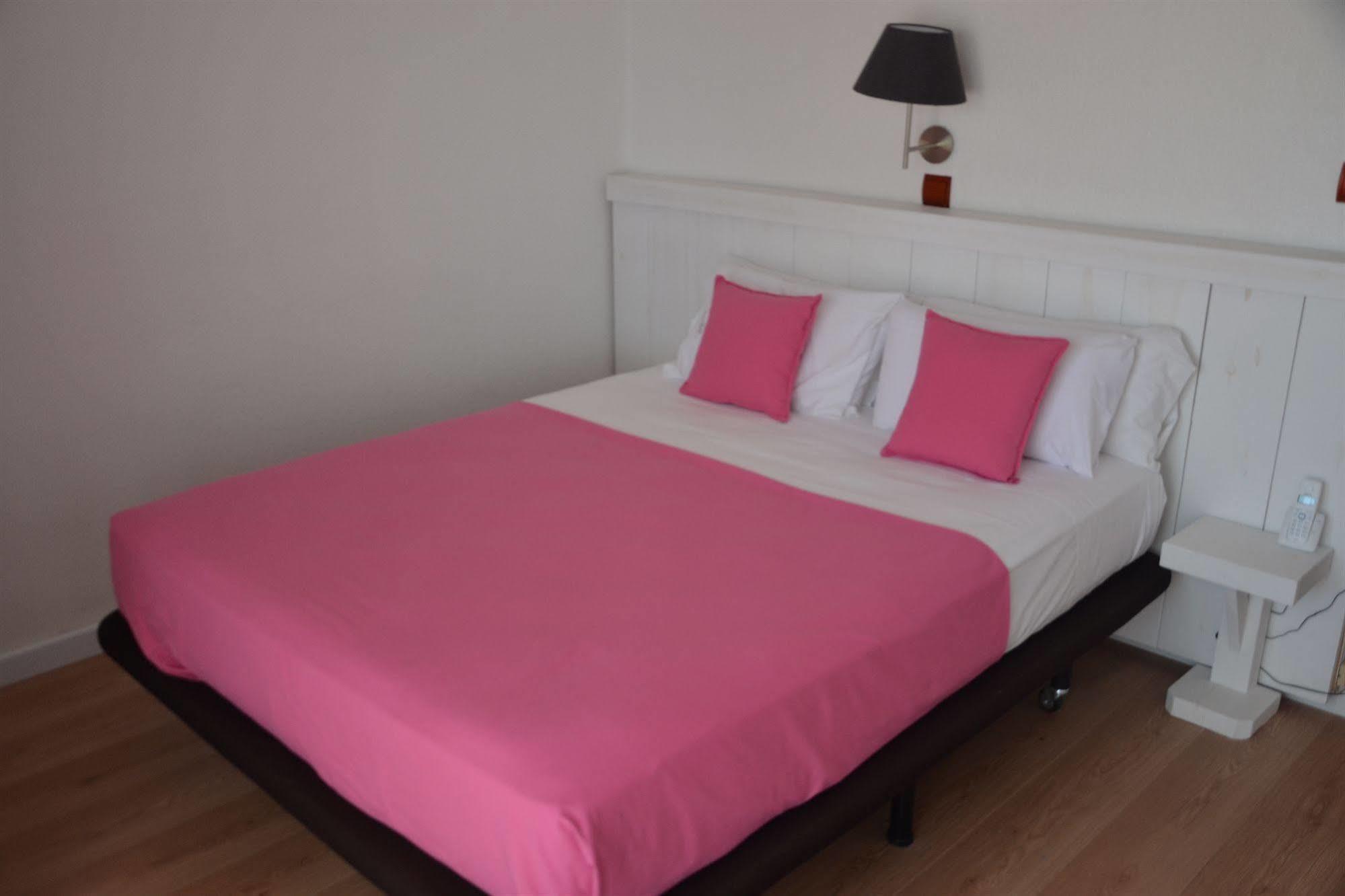 Solvi Hotel - Adults Only Vilanova i la Geltru Exterior photo